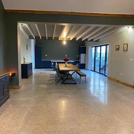 Moig - 8 Double Bedroom Barn Conversion Hébergement de vacances