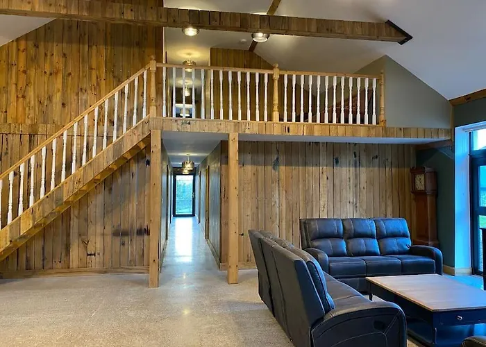 Moig - 7 Bedroom - 13 Bed - Sleeps 20 Barn Conversion * Лимерик